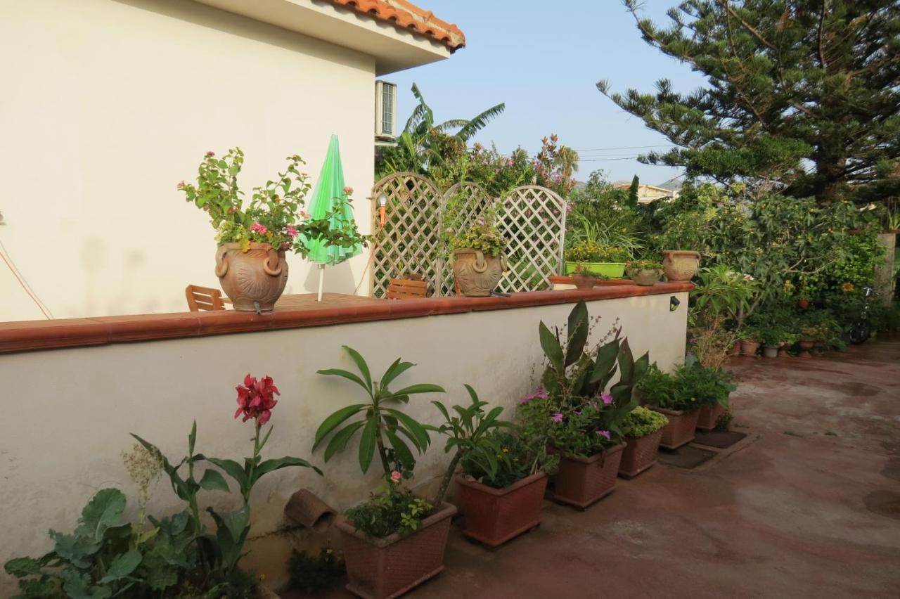 Il Roseto Di Betty In S1 * Palermo