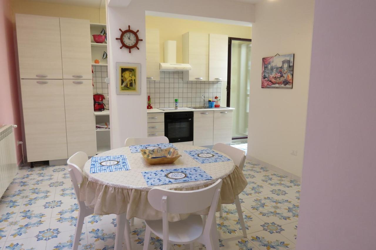 Il Roseto Di Betty In S1 * Palermo